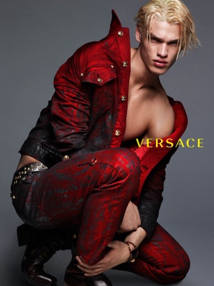 VERSACE_FW14_MF05